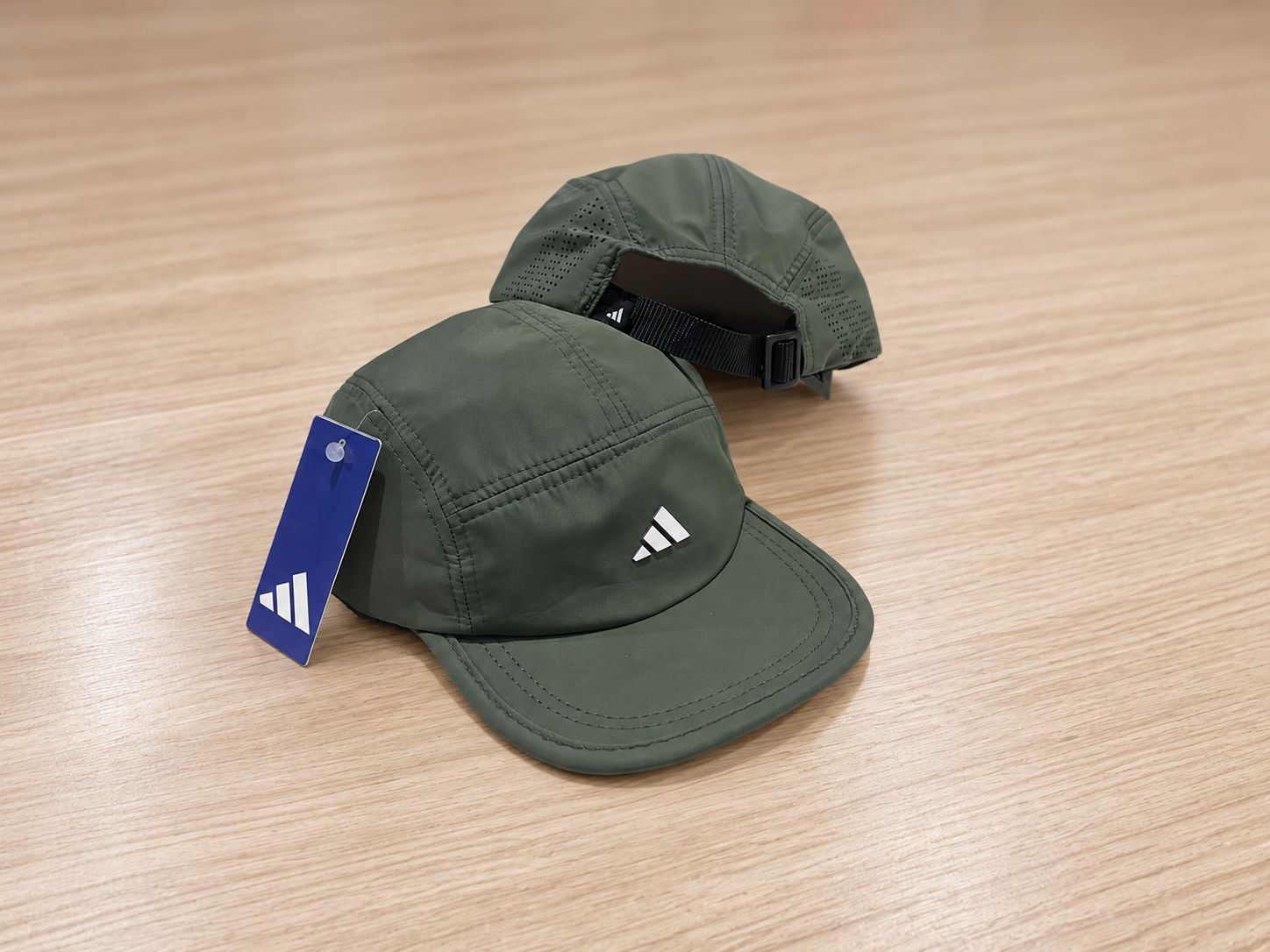 Five Panel Verde com Logo Branca